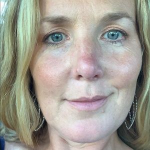 Meet your Posher, Carrie